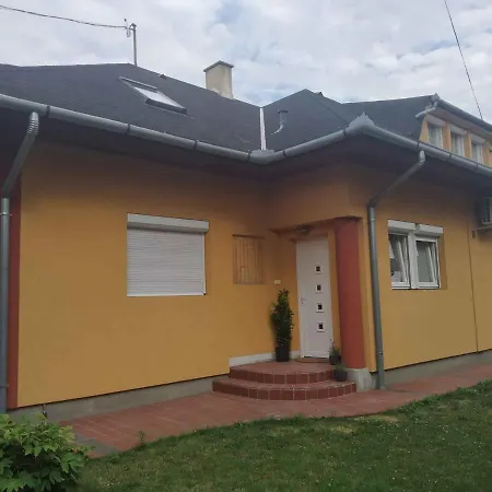 In 35176 Ferienhaus Balatonfenyves
